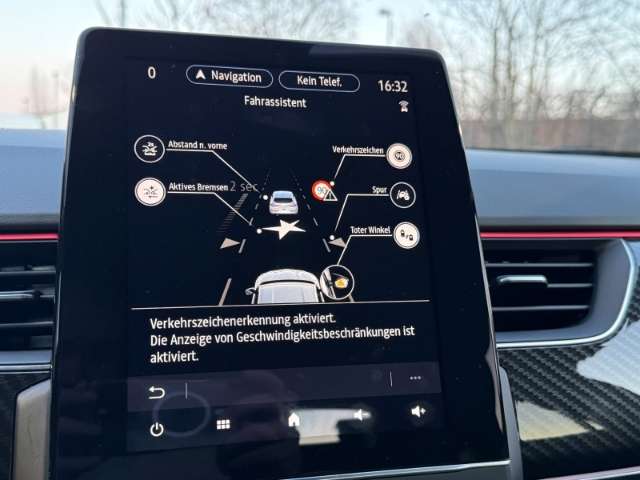 Fahrzeugbild eines Renault Arkana