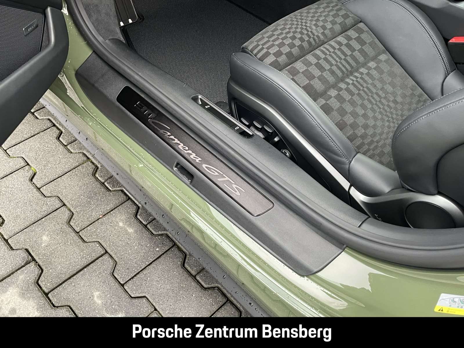 Fahrzeugbild eines Porsche 911