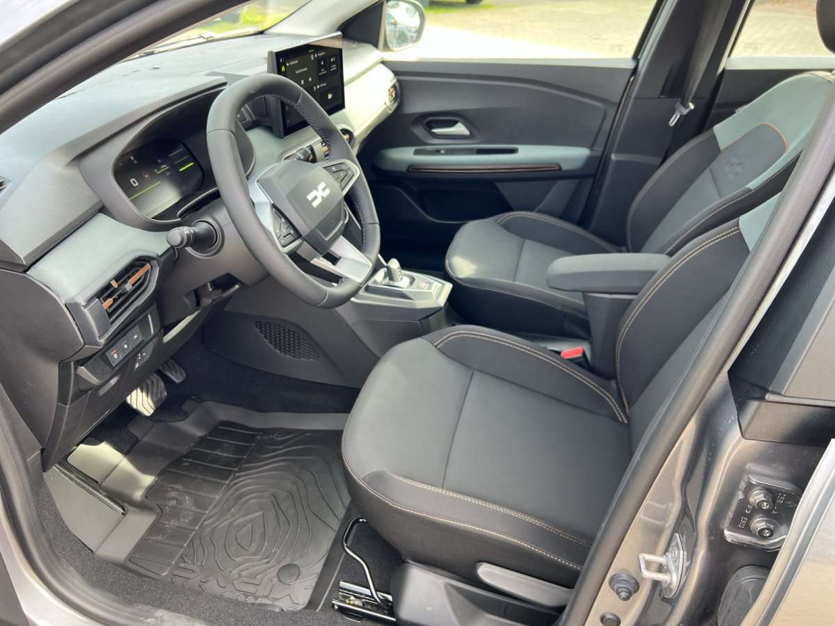 Fahrzeugbild eines Dacia Sandero