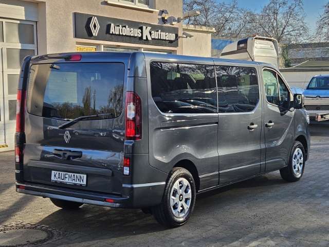 Fahrzeugbild eines Renault Trafic