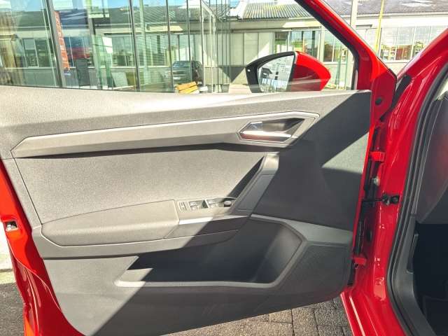 Fahrzeugbild eines SEAT Ibiza