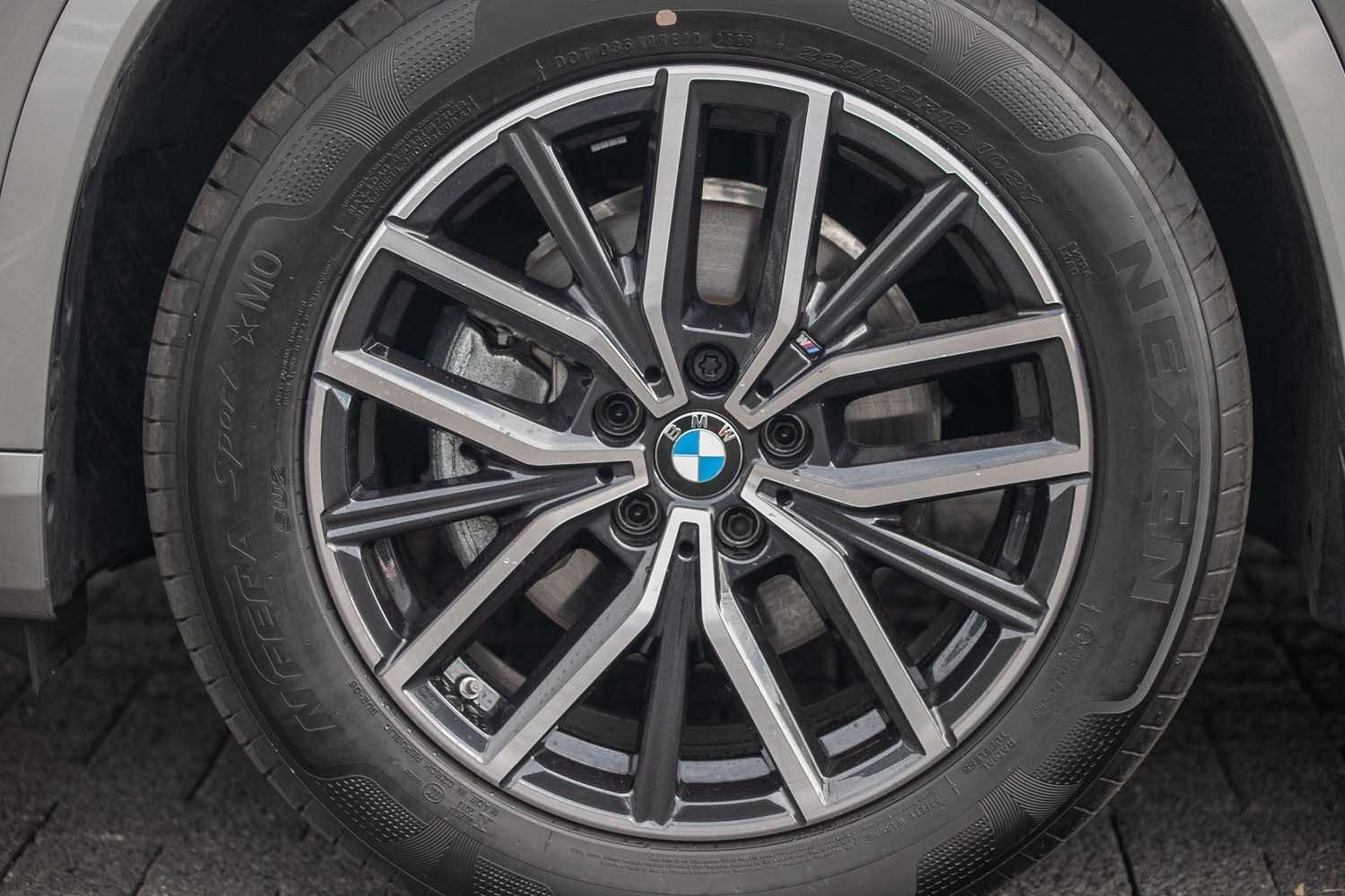 Fahrzeugbild eines BMW X1