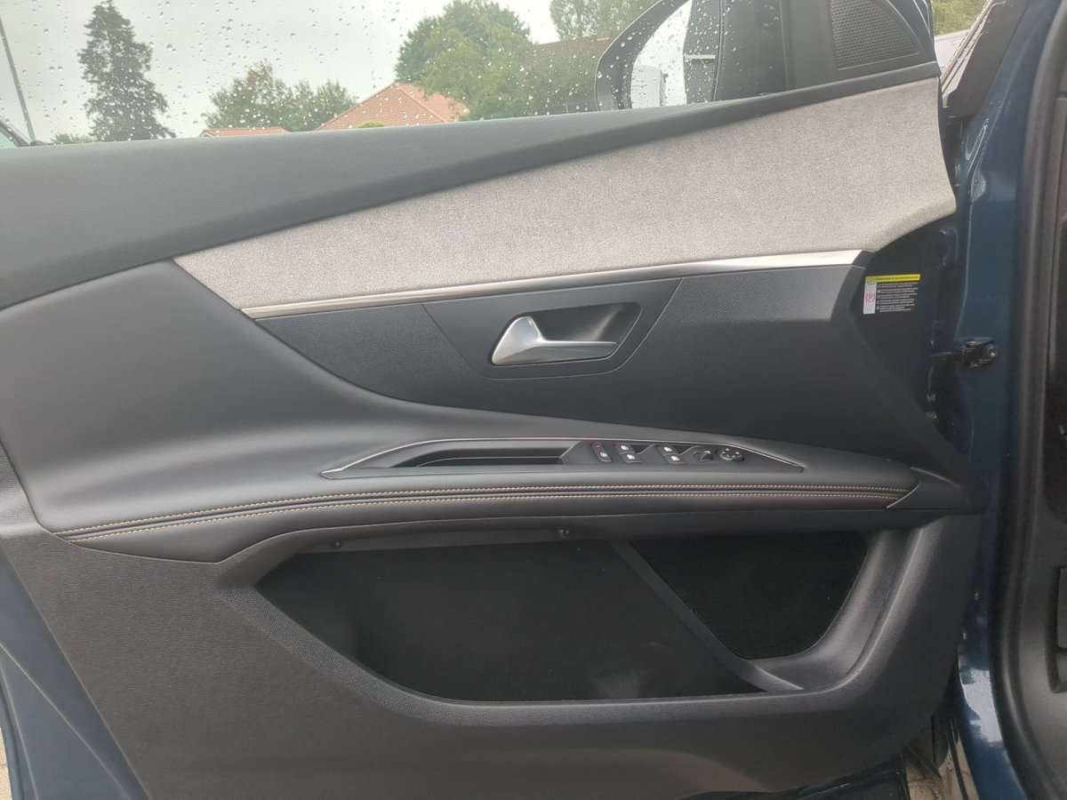 Fahrzeugbild eines Peugeot 3008