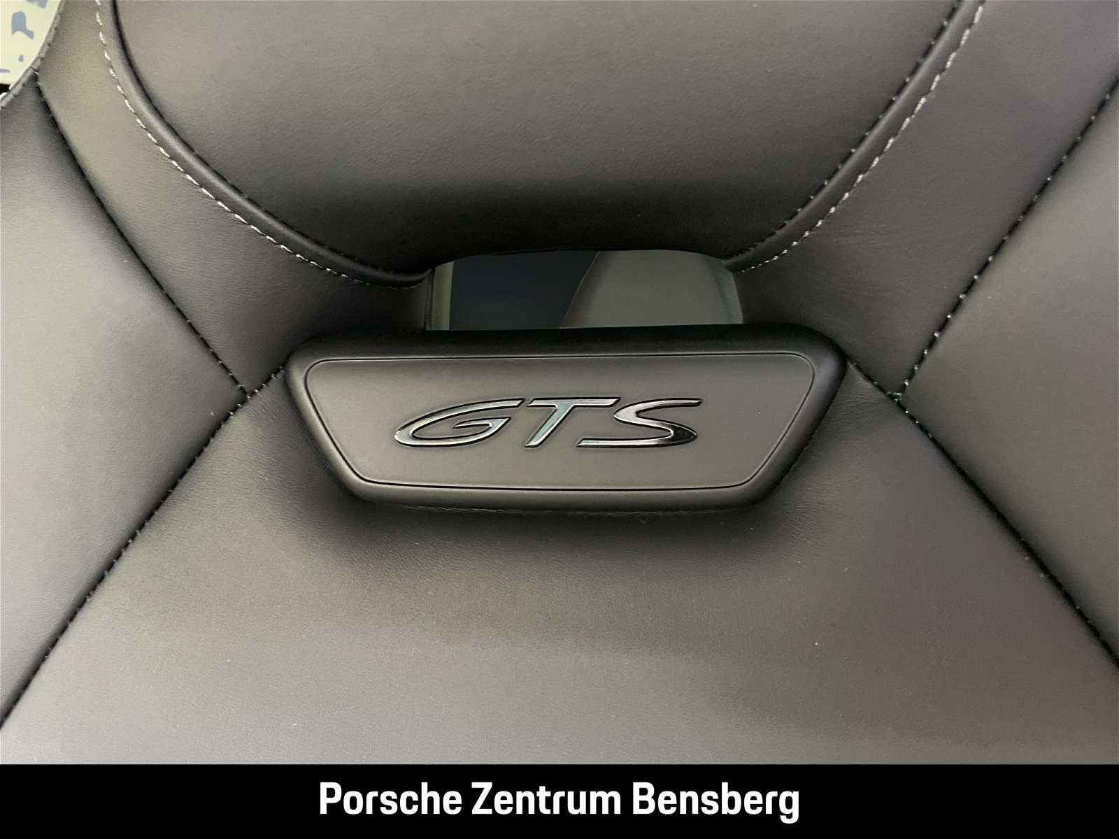 Fahrzeugbild eines Porsche Panamera