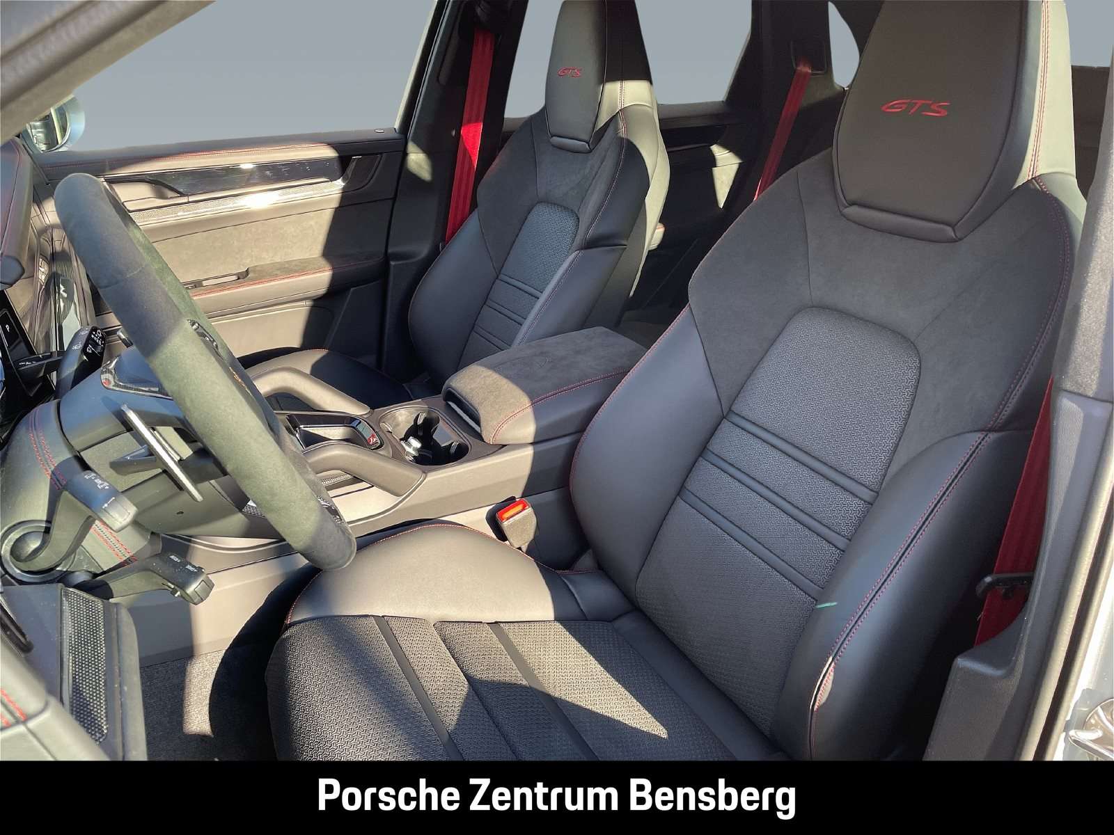 Fahrzeugbild eines Porsche Cayenne