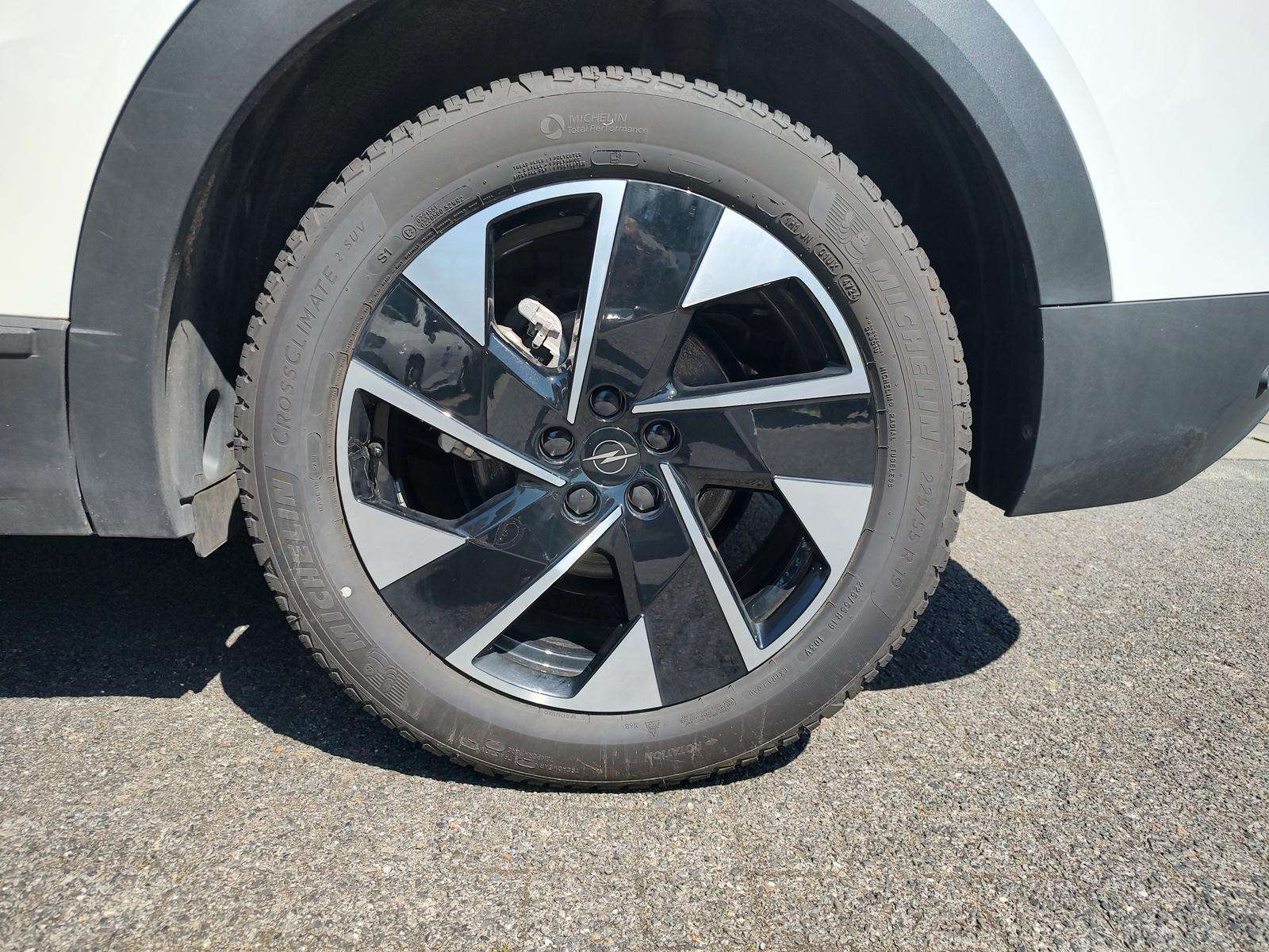 Fahrzeugbild eines Opel Grandland X