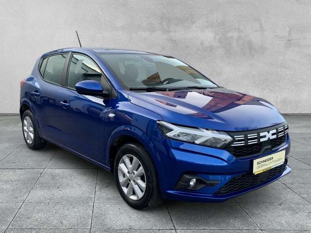 Fahrzeugbild eines Dacia Sandero
