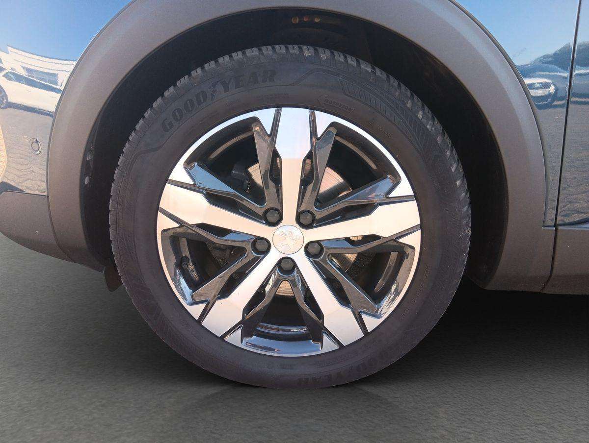 Fahrzeugbild eines Peugeot 3008