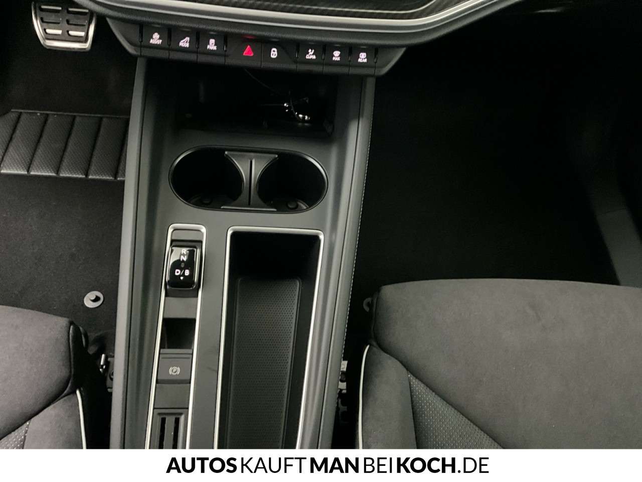 Fahrzeugbild eines Skoda ELROQ