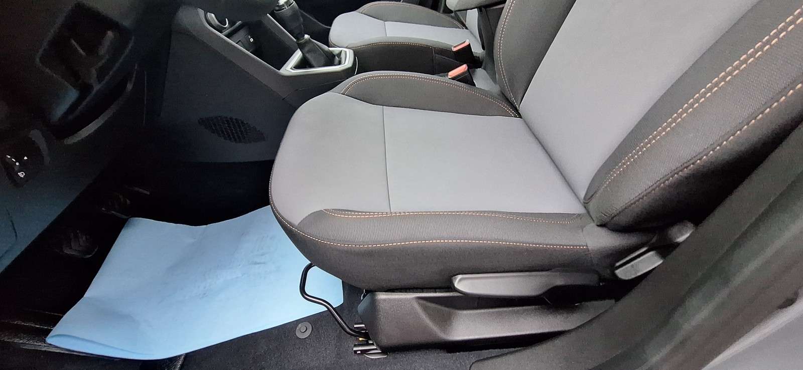 Fahrzeugbild eines Dacia Sandero