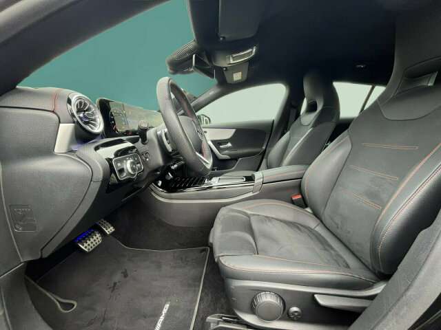 Fahrzeugbild eines Mercedes-Benz CLA