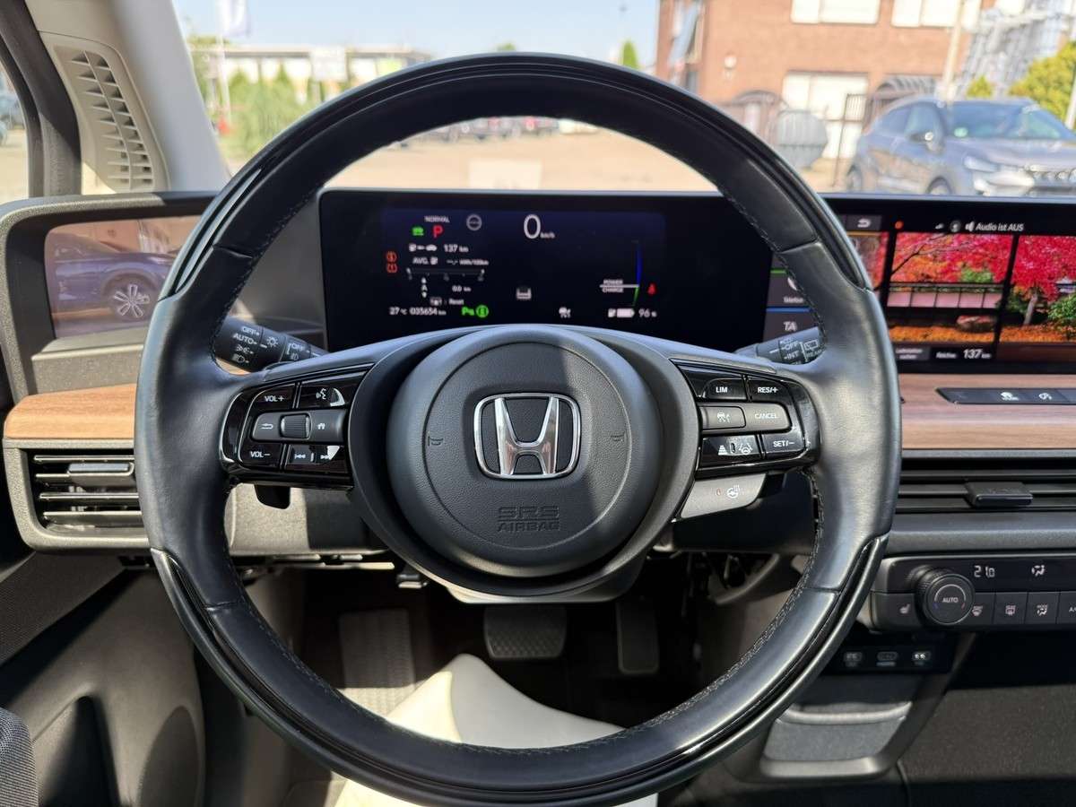 Fahrzeugbild eines Honda Honda e