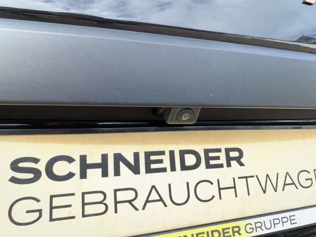 Fahrzeugbild eines Dacia Duster