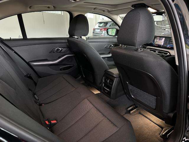 Fahrzeugbild eines BMW 3er-Reihe