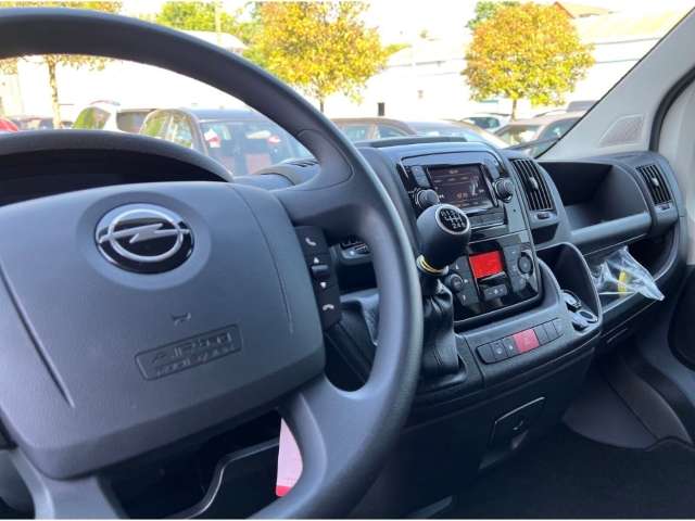 Fahrzeugbild eines Opel Movano