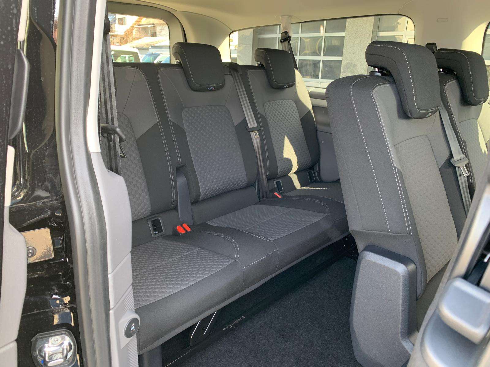 Fahrzeugbild eines Volkswagen Caravelle