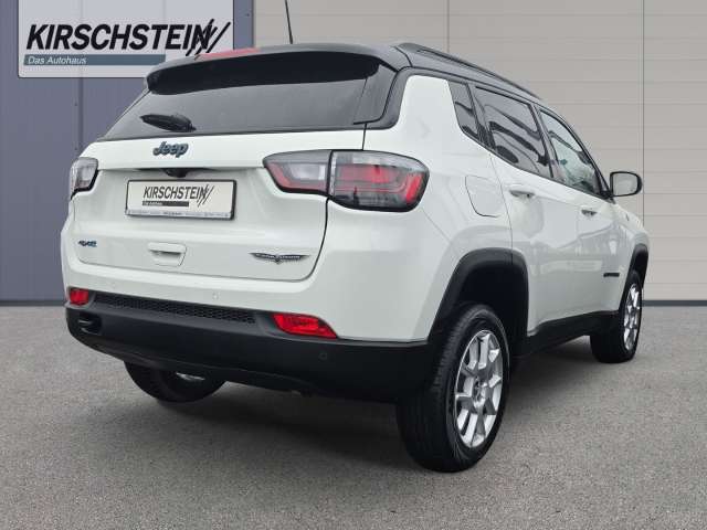 Fahrzeugbild eines Jeep Compass