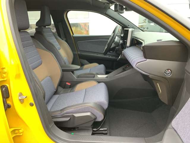 Fahrzeugbild eines Renault 5 E-TECH