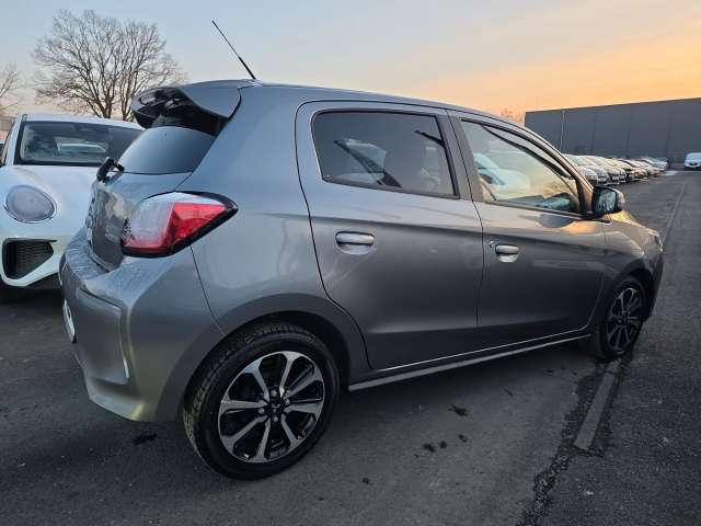 Fahrzeugbild eines Mitsubishi Space Star