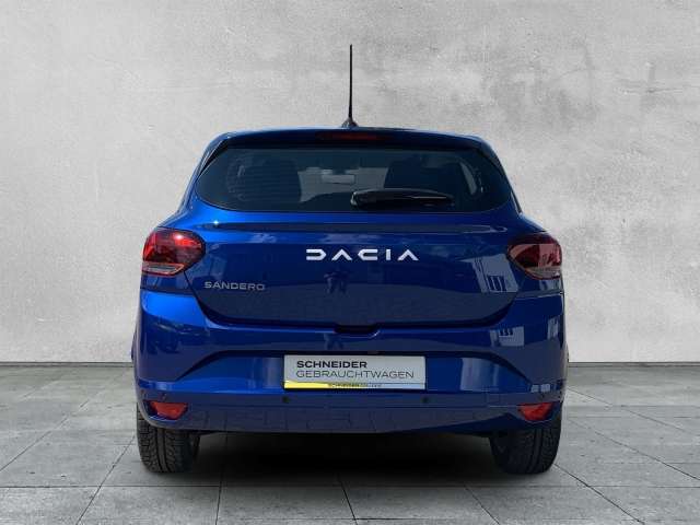 Fahrzeugbild eines Dacia Sandero