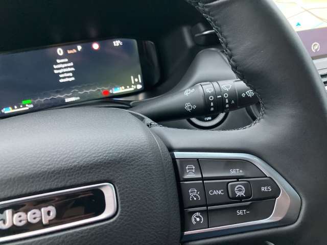 Fahrzeugbild eines Jeep Compass