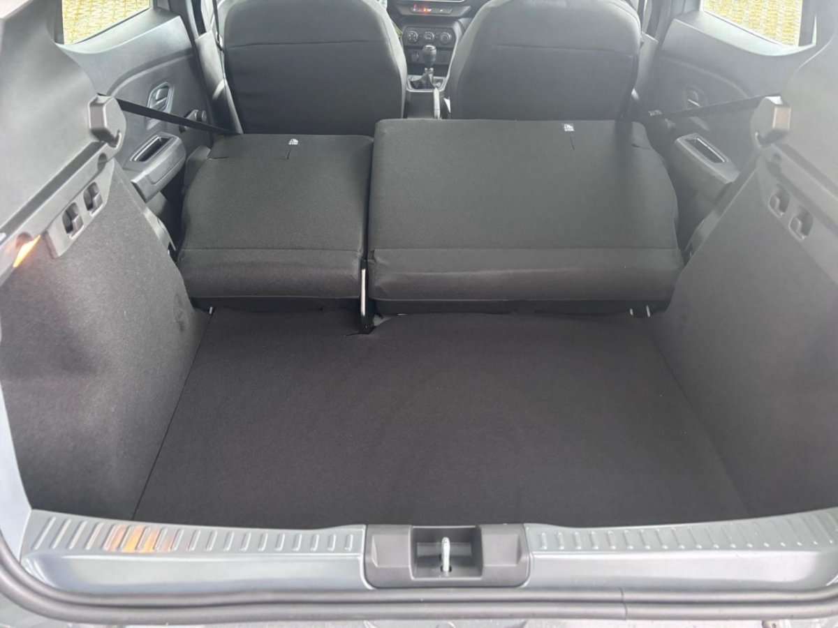 Fahrzeugbild eines Dacia Sandero