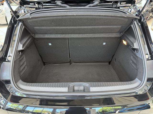 Fahrzeugbild eines Renault Clio