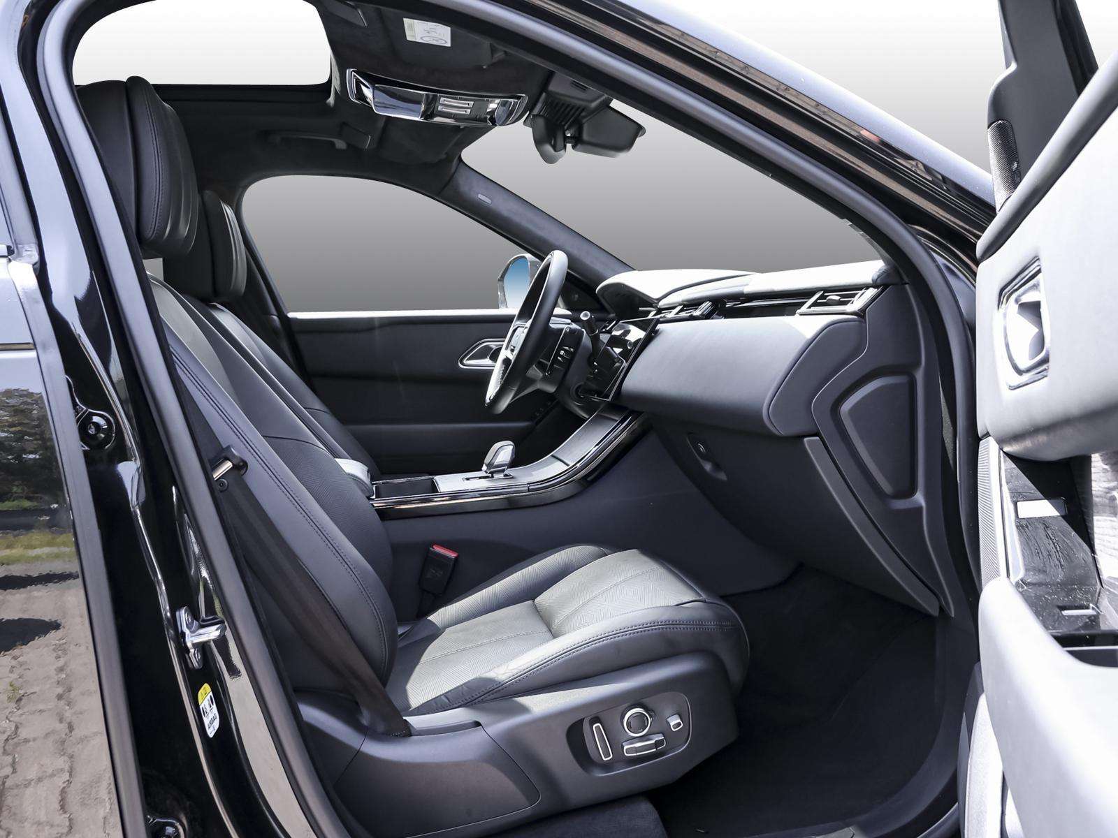 Fahrzeugbild eines Land Rover Range Rover Velar