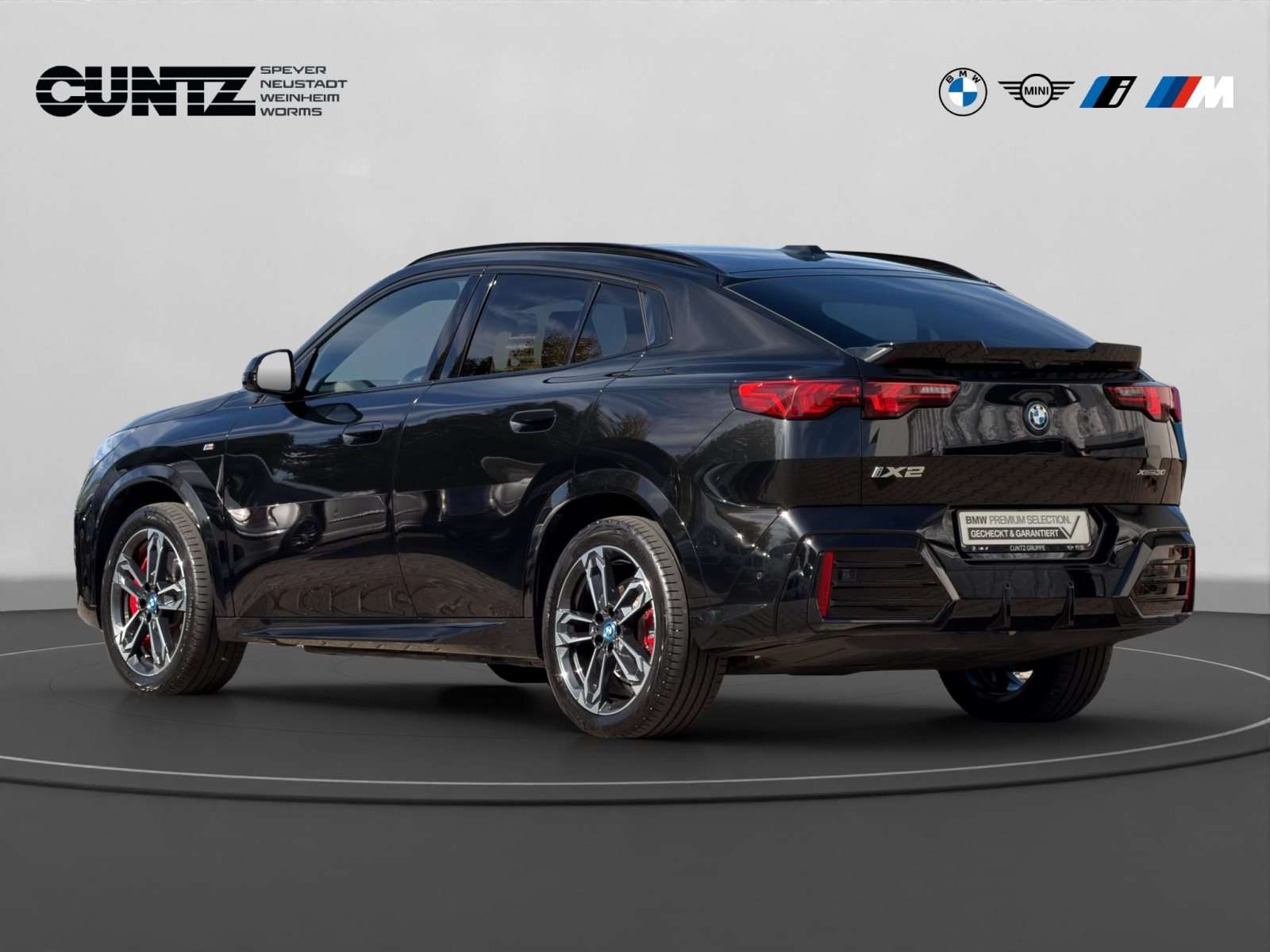 Fahrzeugbild eines BMW ix2