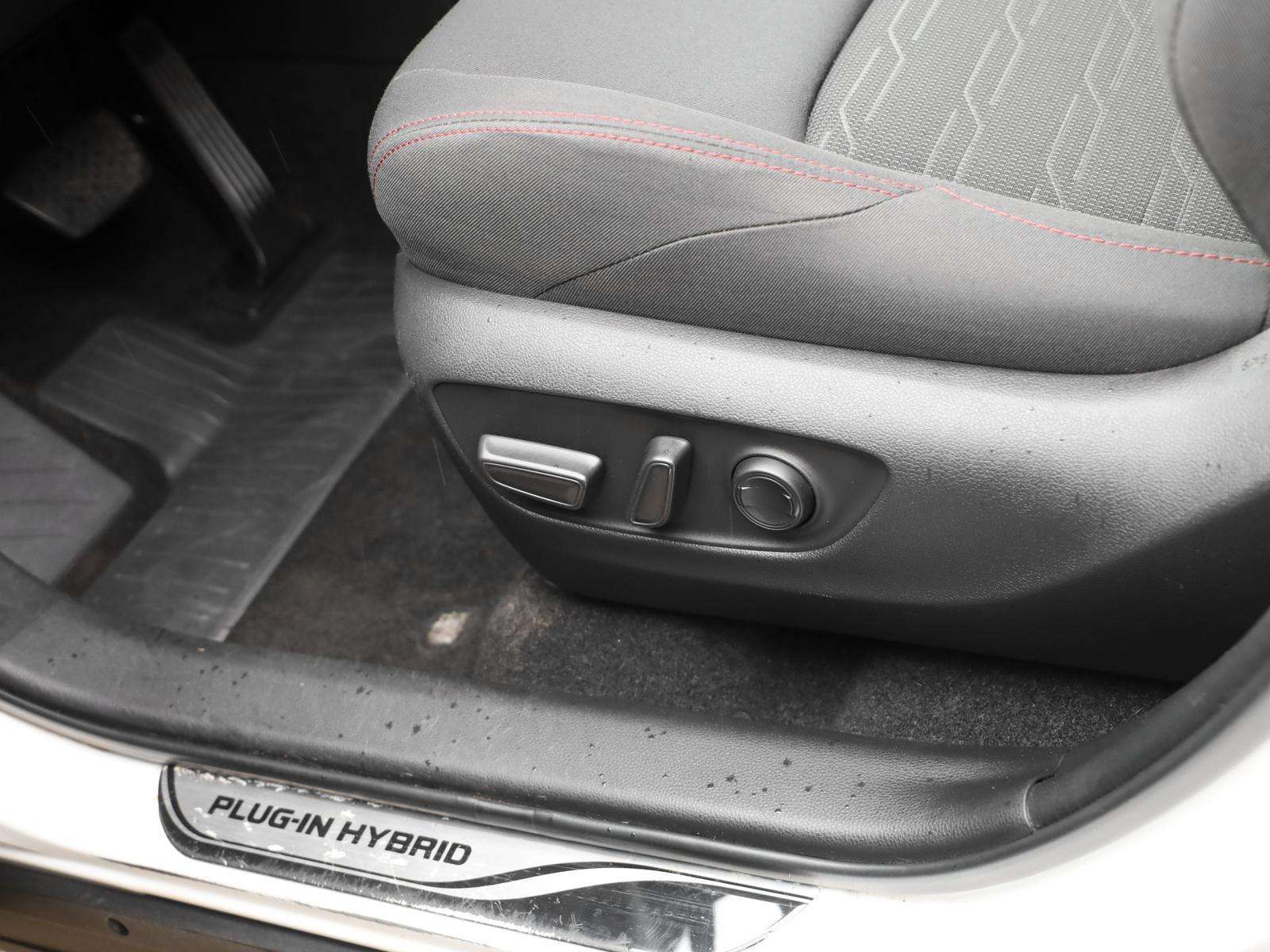Fahrzeugbild eines Toyota RAV4
