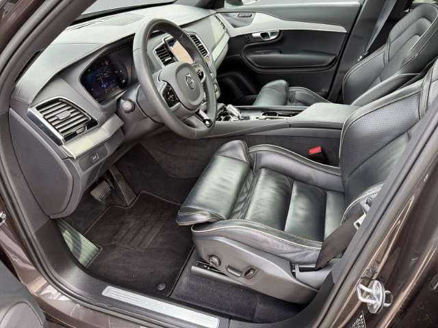 Fahrzeugbild eines Volvo XC90