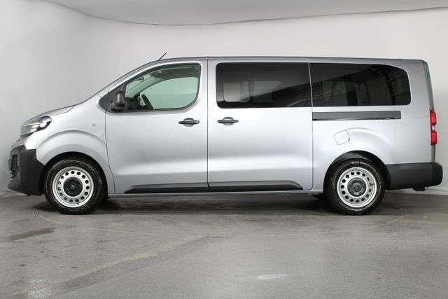 Fahrzeugbild eines Opel Vivaro