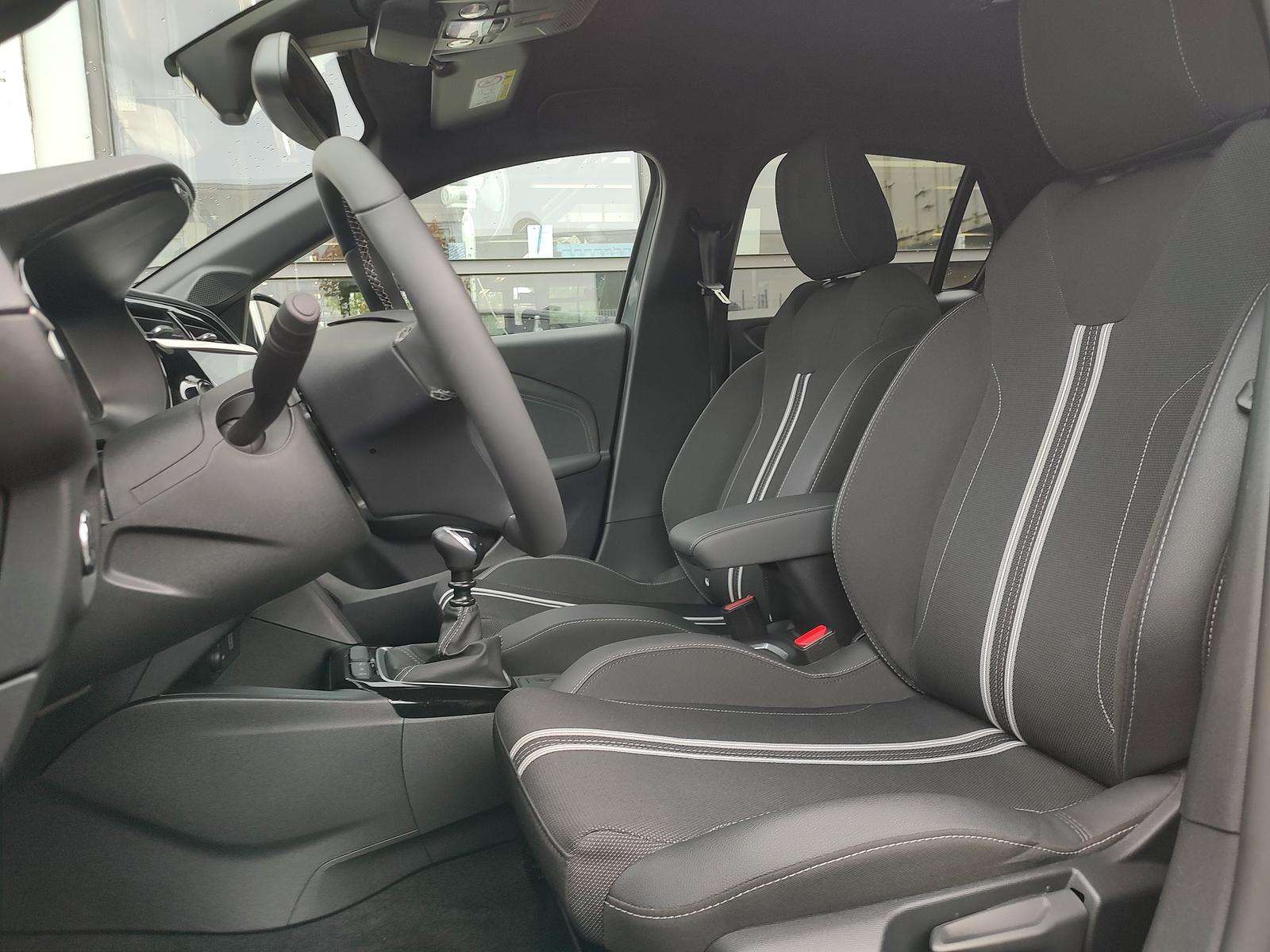 Fahrzeugbild eines Opel Corsa