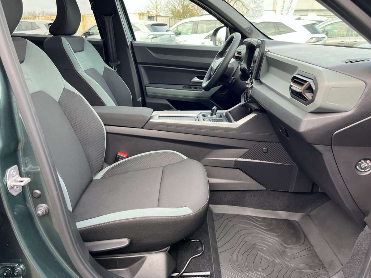 Fahrzeugbild eines Dacia Bigster