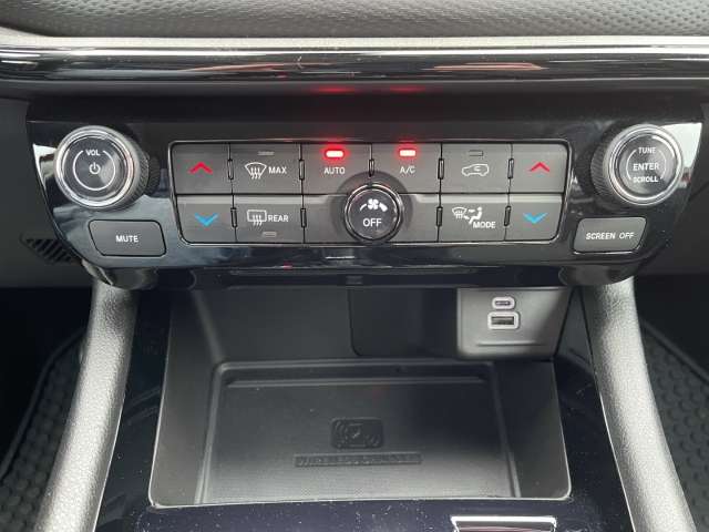 Fahrzeugbild eines Jeep Compass