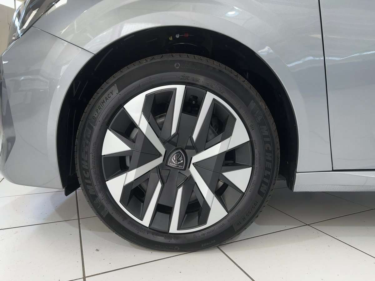 Fahrzeugbild eines Peugeot 208