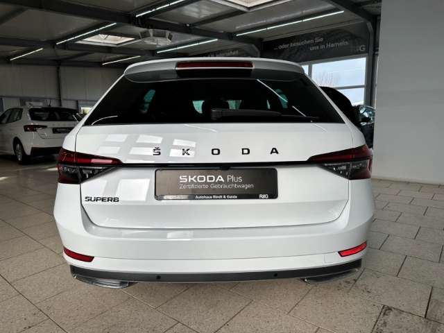 Fahrzeugbild eines Skoda Superb
