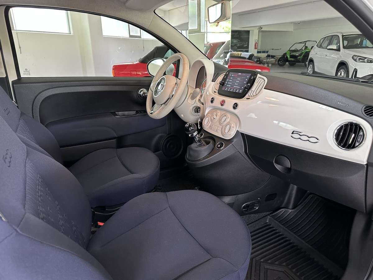 Fahrzeugbild eines Fiat 500