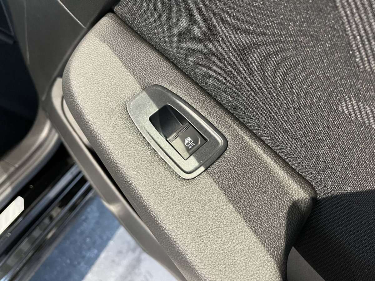 Fahrzeugbild eines Renault Clio