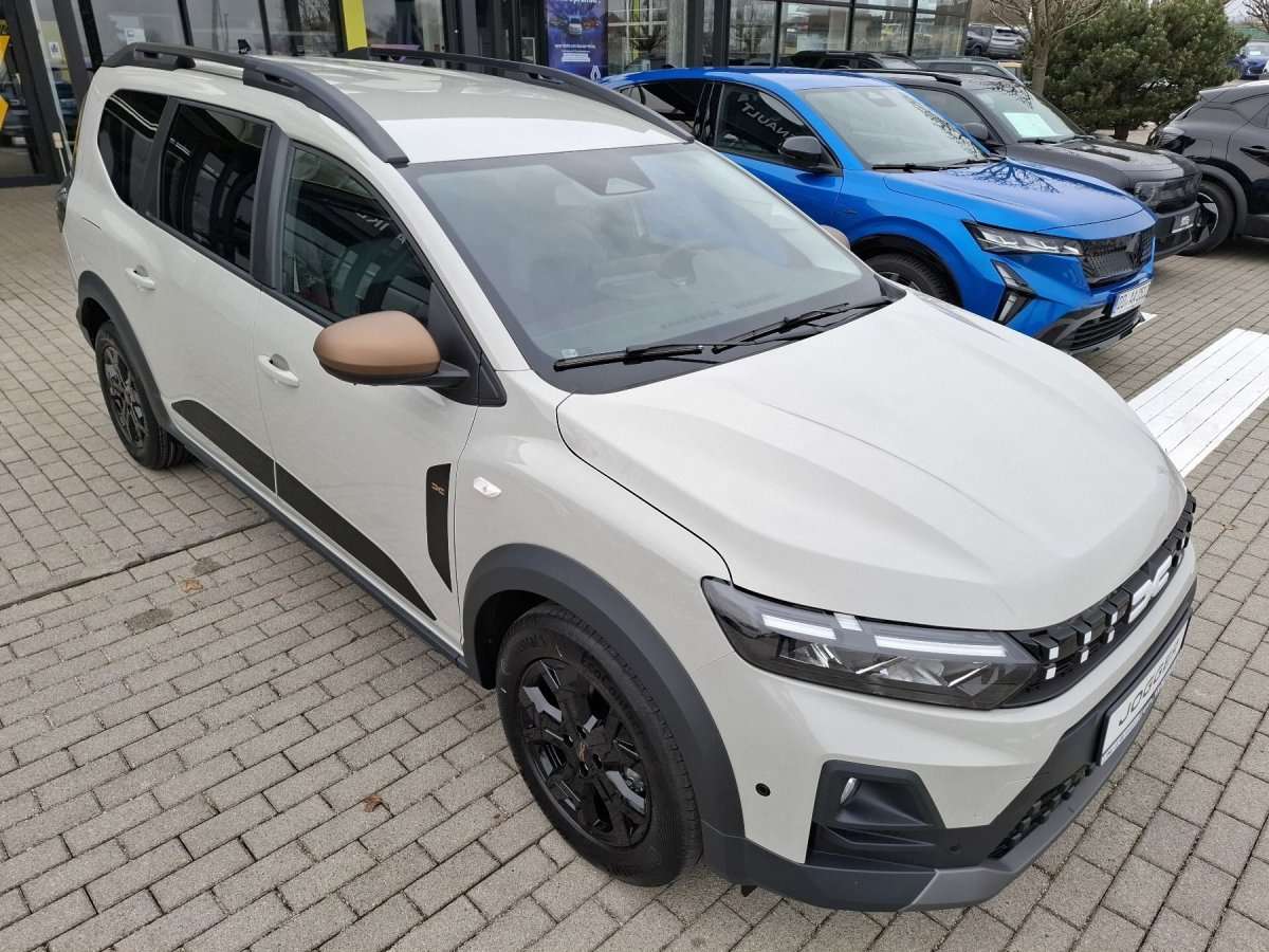Fahrzeugbild eines Dacia Jogger