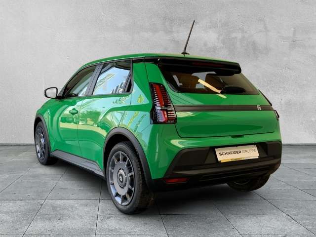Fahrzeugbild eines Renault 5 E-TECH