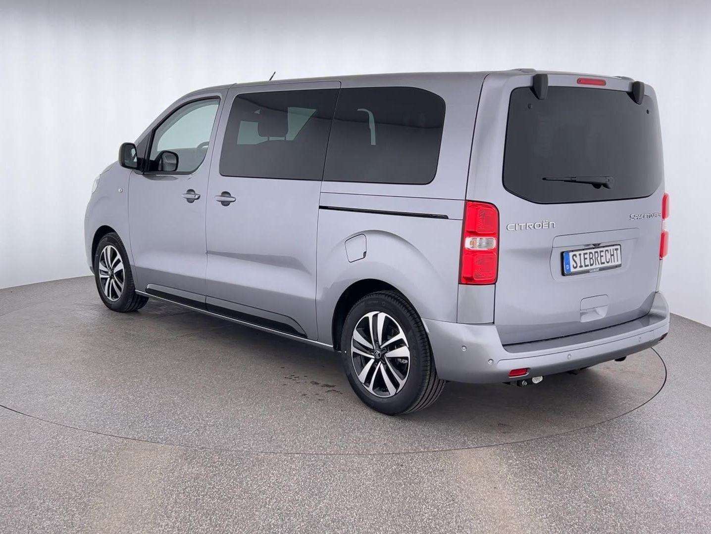 Fahrzeugbild eines Citroën SpaceTourer