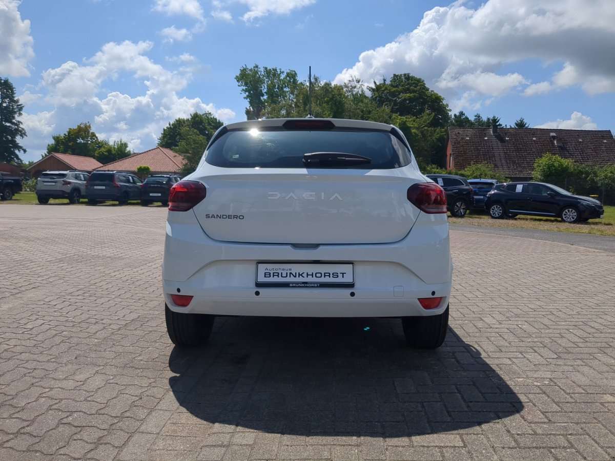 Fahrzeugbild eines Dacia Sandero