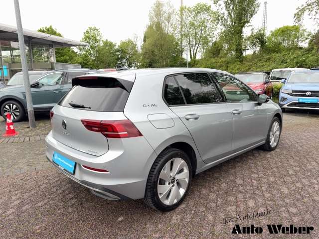 Fahrzeugbild eines Volkswagen Golf