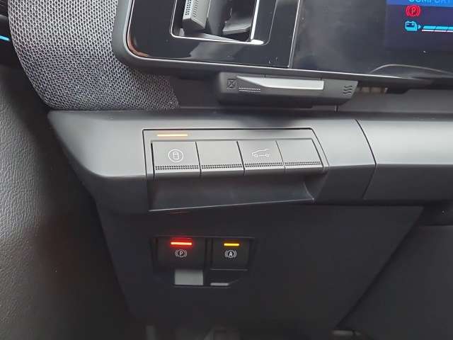 Fahrzeugbild eines Renault Scenic E-TECH