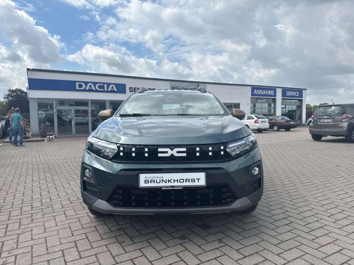 Fahrzeugbild eines Dacia Sandero