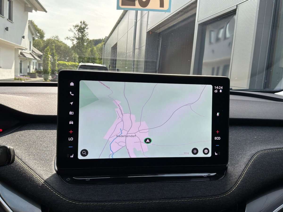 Fahrzeugbild eines Skoda ELROQ