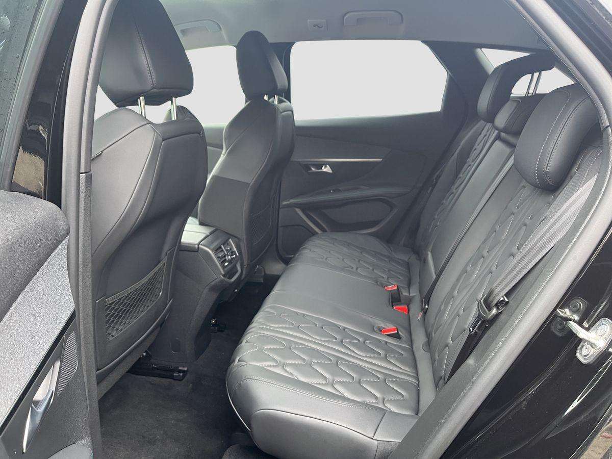 Fahrzeugbild eines Peugeot 3008