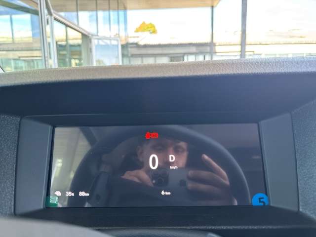 Fahrzeugbild eines Opel Vivaro