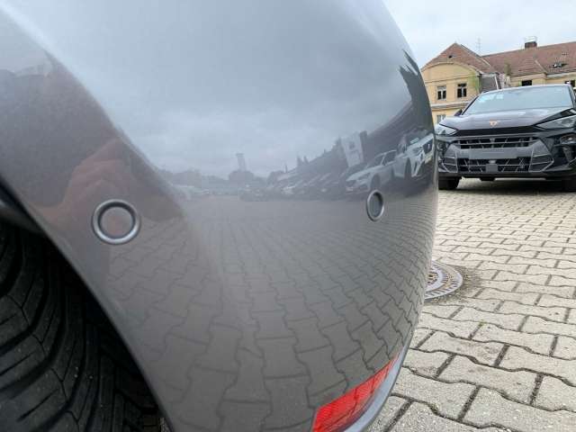 Fahrzeugbild eines Renault ZOE
